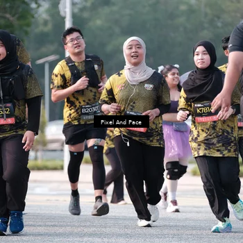 Runner Photo 6781249