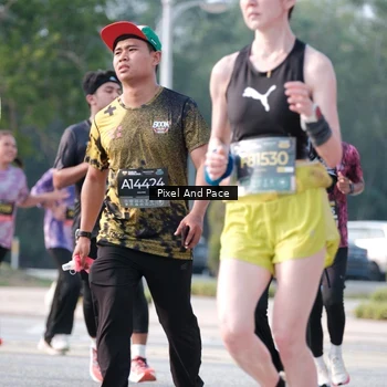 Runner Photo 6781326