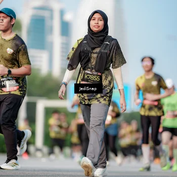 Runner Photo 6781425