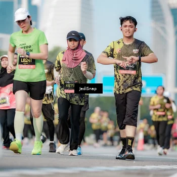 Runner Photo 6781534