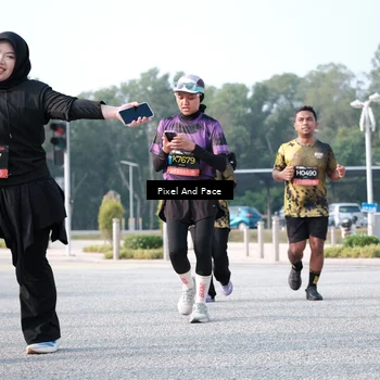 Runner Photo 6782013