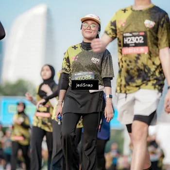Runner Photo 6782355
