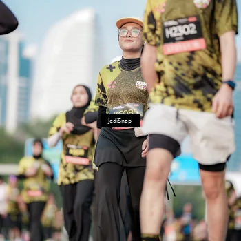 Runner Photo 6782419
