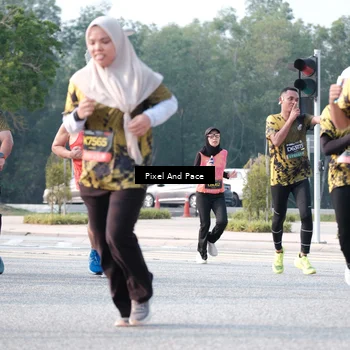 Runner Photo 6782588