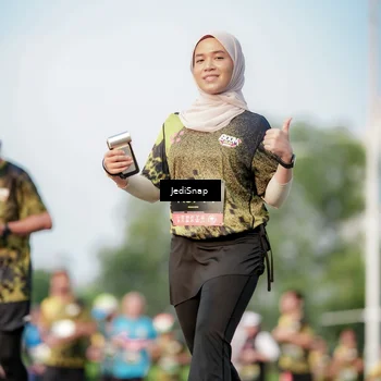 Runner Photo 6782732