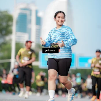 Runner Photo 6782811