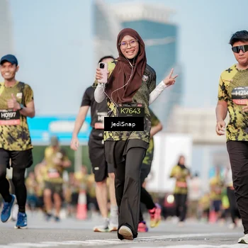 Runner Photo 6782958