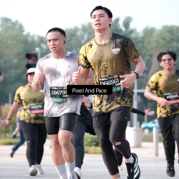 Runner Photo 6783086