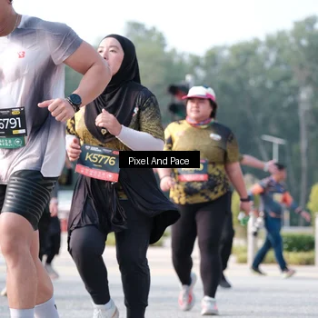 Runner Photo 6783089