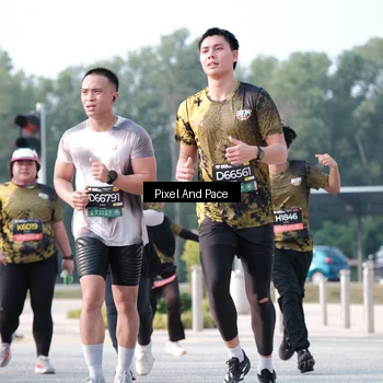 Runner Photo 6783094