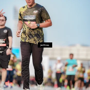 Runner Photo 6783098