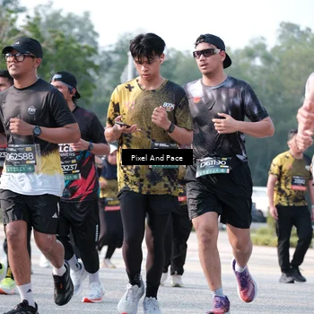 Runner Photo 6783118