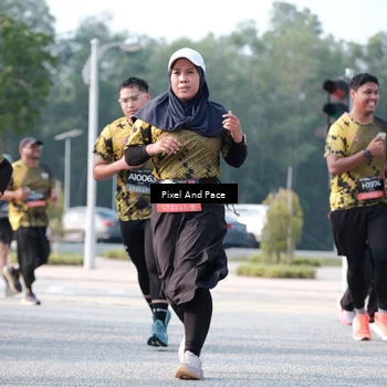 Runner Photo 6783146