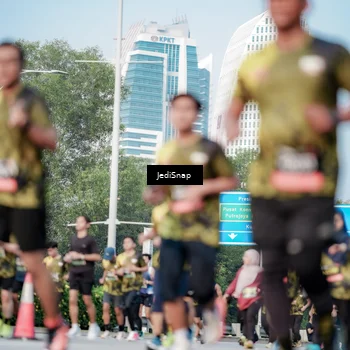 Runner Photo 6783328