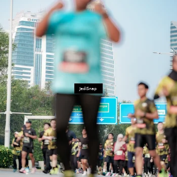 Runner Photo 6783348