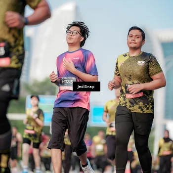 Runner Photo 6783370