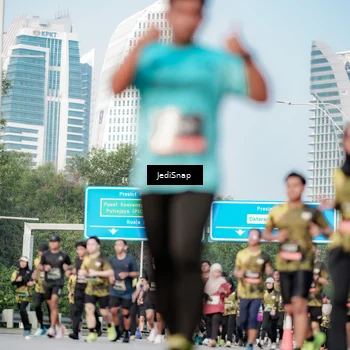Runner Photo 6783407
