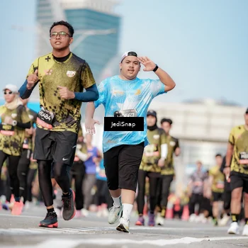 Runner Photo 6783415