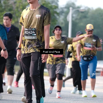 Runner Photo 6783535