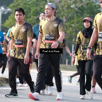 Runner Photo 6783546