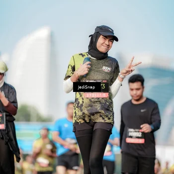 Runner Photo 6783602