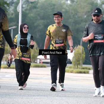 Runner Photo 6783630