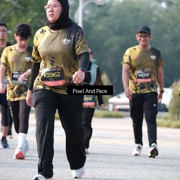 Runner Photo 6783645