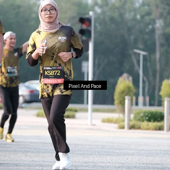 Runner Photo 6783663