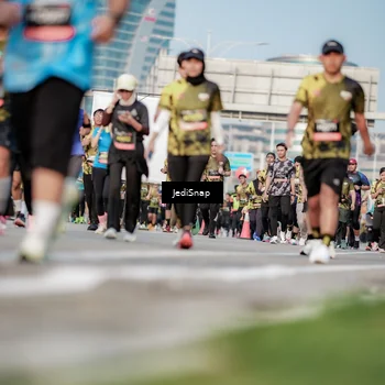 Runner Photo 6783689