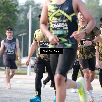 Runner Photo 6783719
