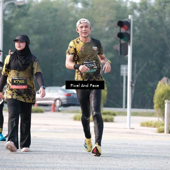 Runner Photo 6783726