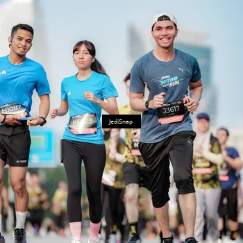 Runner Photo 6783749