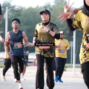 Runner Photo 6783803