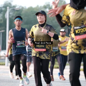 Runner Photo 6783808