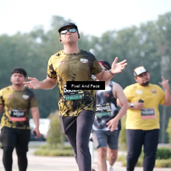 Runner Photo 6783820
