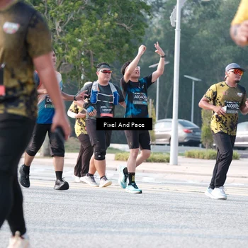 Runner Photo 6783853