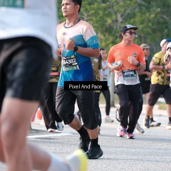 Runner Photo 6783889