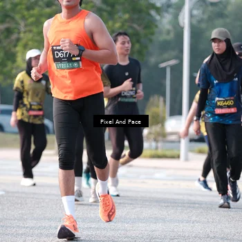 Runner Photo 6783905
