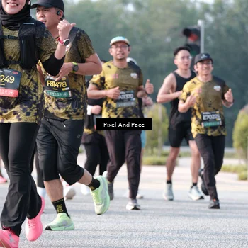 Runner Photo 6784007