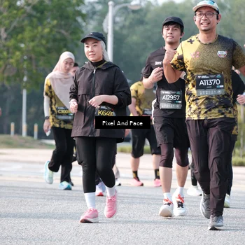 Runner Photo 6784011