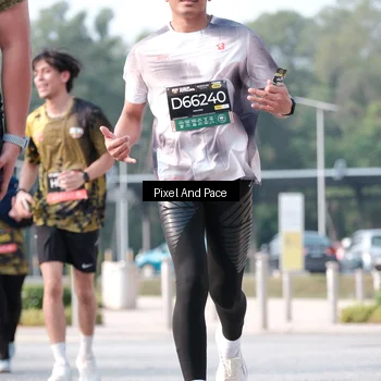 Runner Photo 6784080