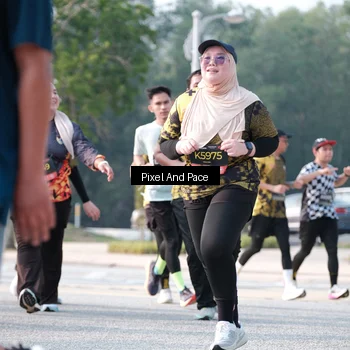 Runner Photo 6784132
