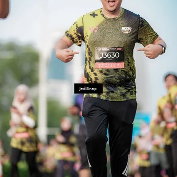 Runner Photo 6784148