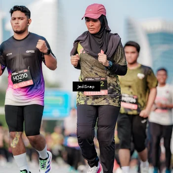 Runner Photo 6784307
