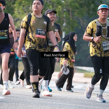 Runner Photo 6784328