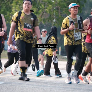 Runner Photo 6784335
