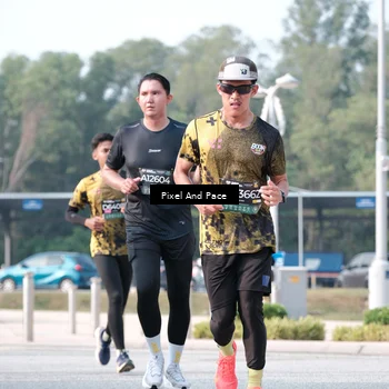Runner Photo 6784362