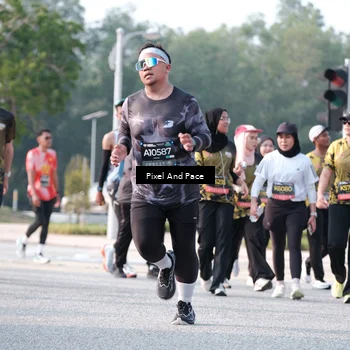 Runner Photo 6784394