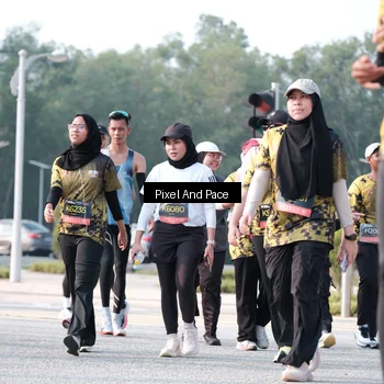 Runner Photo 6784430