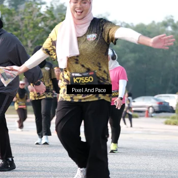 Runner Photo 6784433